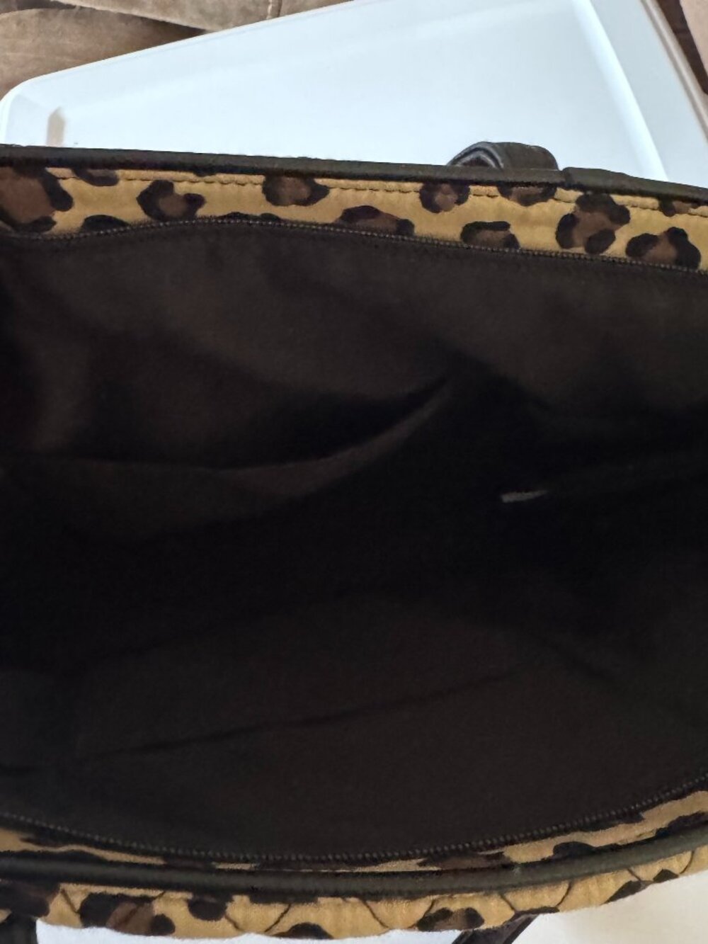Vera Bradley Leopard Chic Quilted Tote in Black & Brown EUC - Picture 4 of 9